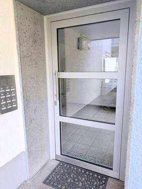 Hauseinganstür - 