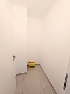 Abstellkammer - 