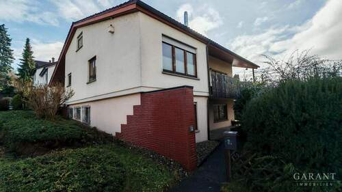 Hausansicht02 - 7 Zimmer Einfamilienhaus zum Kaufen in Niefern Öschelbronn