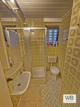 Bad EG - Solides Einfamilienhaus in Fallersleben mit tollem Garten auf Eigentumsgrundstück