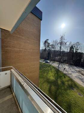 Balkon Ausblick - 2 Zimmer Etagenwohnung zur Miete in Seesen