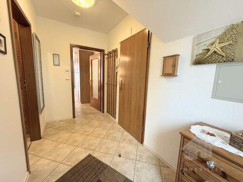 Eingangsbereich der Wohnung - 3 Zimmer Etagenwohnung in Sankt Peter Ording