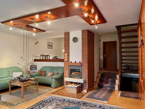 Wohnzimmer - Sofort bezugsfrei: Doppelhaushälfte für die ganze Familie