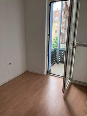 Küche/Tür zum Balkon - 