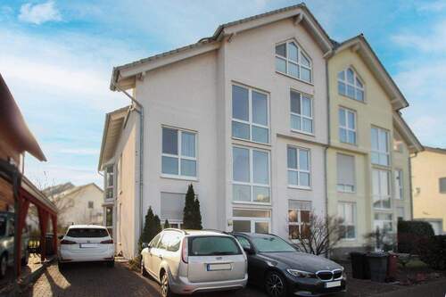 Außenabsicht - Helle Dachgeschoss-Maisonette Wohnung in Top Lage von Mühlheim