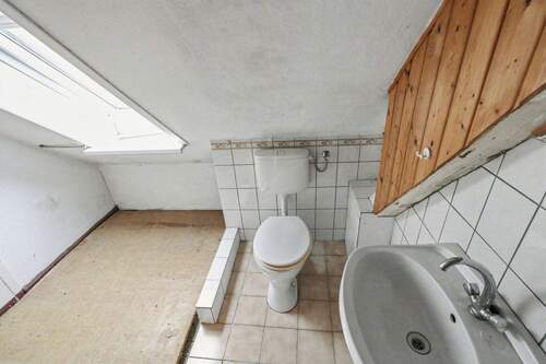 separates WC 1. OG - 