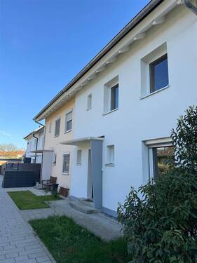 Ansicht 2 - Mehrfamilienhaus, Wohnhaus mit 104,50 m&sup2; in Coburg zum Kaufen