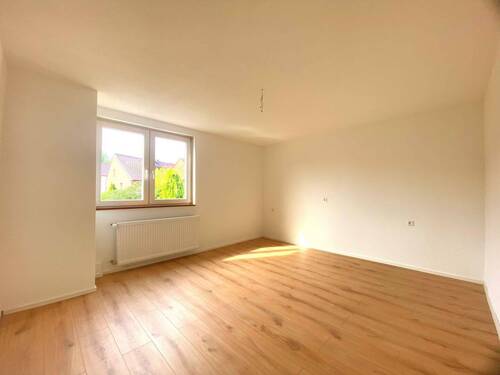Schlafzimmer - 3 Zimmer Etagenwohnung zum Kaufen in Cleebronn