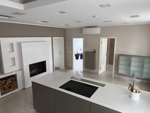 Wohnküche - Eingangsbereich - 3 Zimmer Etagenwohnung zur Miete in Halle (Saale)