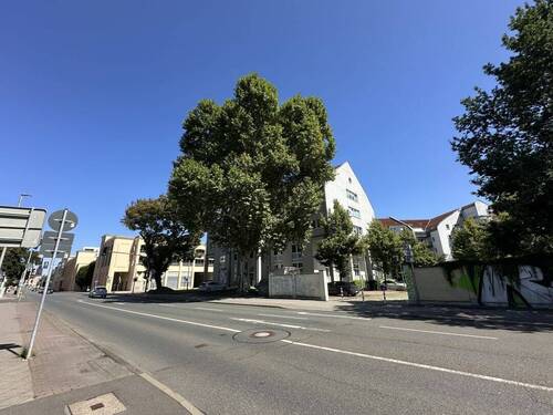 Straßenansicht - Mehrfamilienhaus, Wohnhaus in Gera