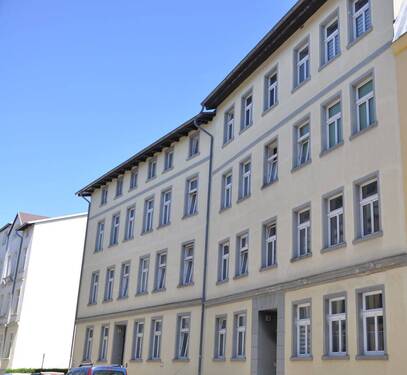 Aussenfassade - gemütliche und gut geschnittene 1-Zimmerwohnung mit Balkon, Frankenvorstadt