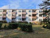 Hausansicht - Beste Lage in Zehlendorf - Bezugsfreie 2-Zimmer-Wohnung mit Balkon