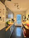 Küche mit Balkon - Etagenwohnung in Dresden zum Kaufen