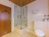 ...mit Dusche - 