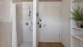 Badezimmer mit Dusche - 