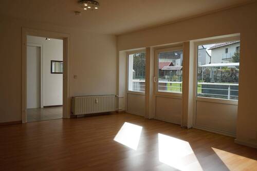 Schlafzimmer
- 3 Zimmer Etagenwohnung zur Miete in Riegelsberg