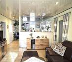 Wohnzimmer mit Blick zur Küche.jpg - *** Exklusive 4 Zimmer, Küche, Badwohnung mit Balkon in ruhiger Lage Lohfelden zu verkaufen