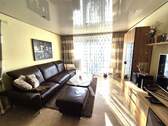 Wohnzimmer.jpg - 4 Zimmer Etagenwohnung zum Kaufen in Lohfelden