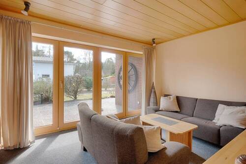 Zimmer im Erdgeschoss - 