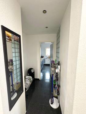 Flur - 2 Zimmer Etagenwohnung in Dresden