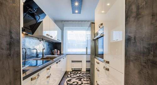 hochwertige Einbauküche - Etagenwohnung mit 90,10 m&sup2; in Wolfschlugen zum Kaufen