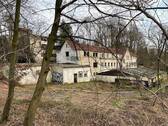 Außenbereich mit Quelle - 
