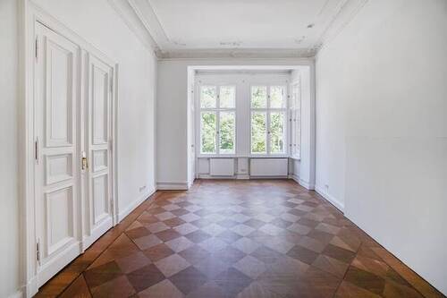 Bild 2 - 5 Zimmer Etagenwohnung zur Miete in Berlin