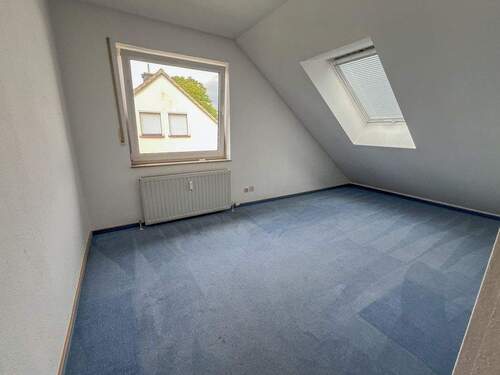 Kinder-/ Arbeitszimmer - 