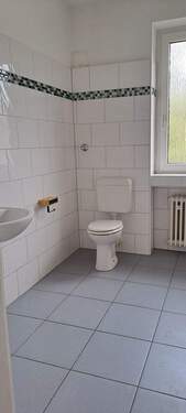 Badezimmer 1.jpeg - 