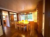 Essbereich mit Zugang zur Ostterrasse - 