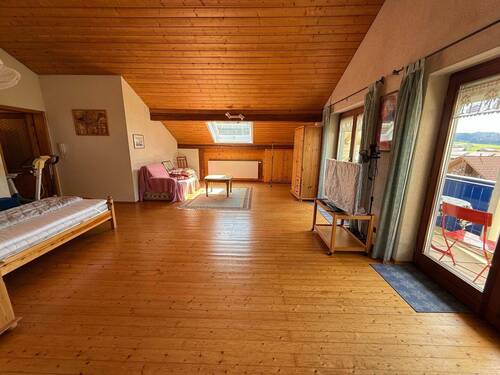 DG: Wohn-Schlafzimmer - 