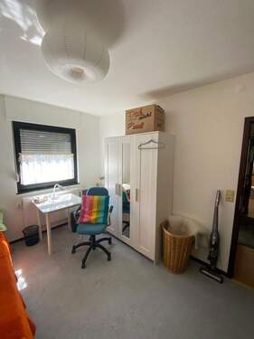 Schlafzimmer 2 - unten - 