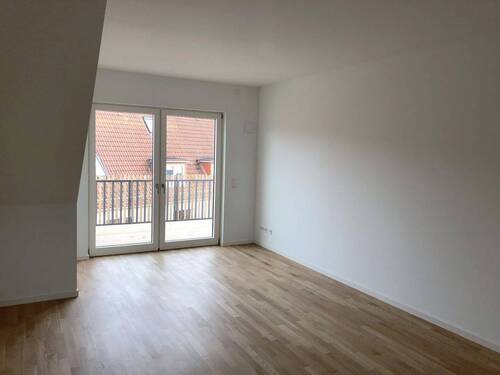 Wohnbereich - 2 Zimmer Etagenwohnung zur Miete in Wedel
