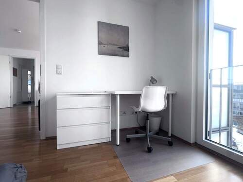 Büro / Kinderzimmer - 3 Zimmer Etagenwohnung in Freising