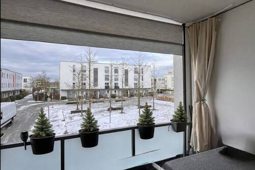 Loggia Winter - Moderne 2-Zimmer-Wohnung nahe Riemer See mit Loggia und Top Verkehrsanbindung (vermietet)