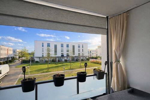 Loggia in Westausrichtung - 2 Zimmer Etagenwohnung zum Kaufen in München