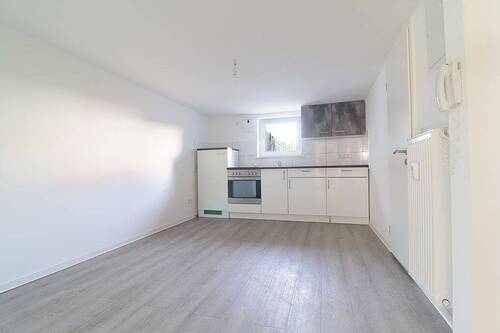 Wohn- Essbereich - Etagenwohnung mit 30,00 m&sup2; in Bremen zur Miete