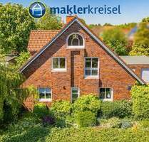 Charmantes Wohnhaus mit Sauna, vielseitigem Potenzial und idyllischem Garten in Holtgast