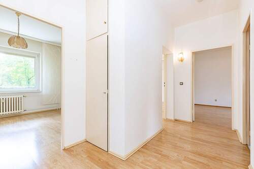 Herzlich Willkommen - Bezugsfrei: 3 Zimmer mit Südostbalkon