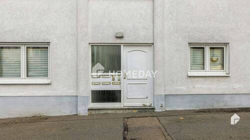 Haus 1 Außenansicht 2 - 1 Zimmer Mehrfamilienhaus, Wohnhaus zum Kaufen in Sandhausen