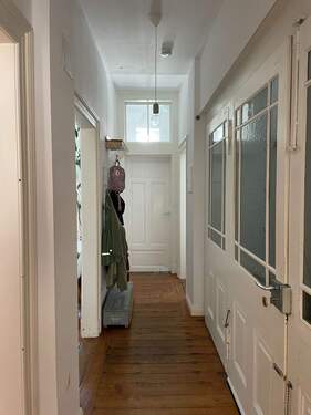 Flur - 3 Zimmer Etagenwohnung in Karlsruhe