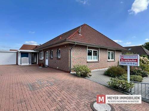 Objektansicht - Viel Platz auf einer Ebene - Gepflegter Bungalow mit Ausbaupotenzial in Jaderberg (Obj.-Nr. 6521)