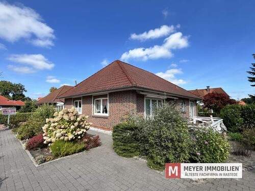 Objektansicht - 4 Zimmer Mehrfamilienhaus, Wohnhaus zum Kaufen in Jade