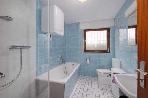 Badezimmer EG - 