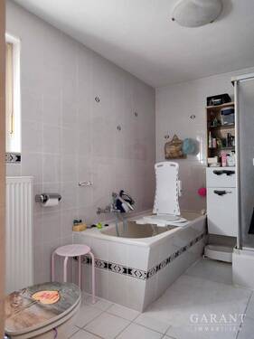 Badezimmer mit Tageslicht EG - 