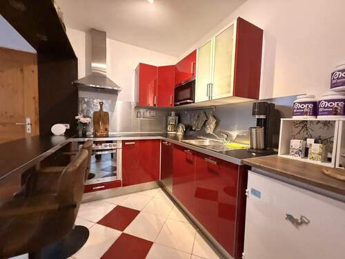 Küche 1. OG - Mehrfamilienhaus, Wohnhaus mit 240,00 m² in Hohndorf zum Kaufen