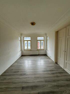 Bild 1 - Mehrfamilienhaus mit enormen Entwicklungspotenzial