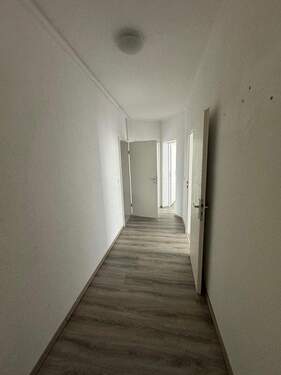 Bild 2 - Mehrfamilienhaus, Wohnhaus zum Kaufen in Bremerhaven