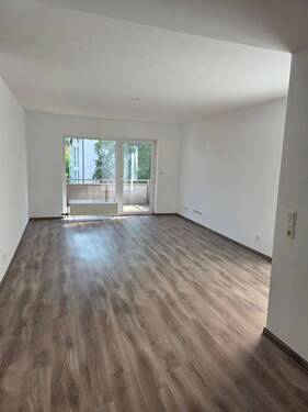 Wohn-/ Essbereich - Etagenwohnung mit 85,00 m&sup2; in Hennef (Sieg) zum Kaufen