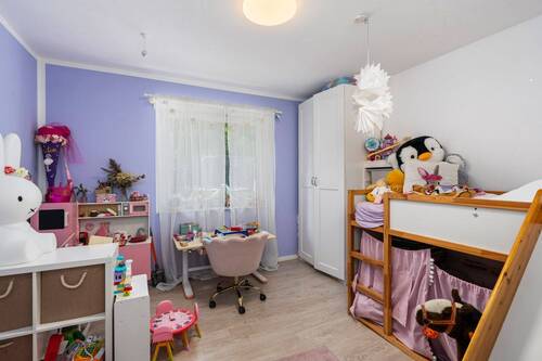 Zimmer 2 - 